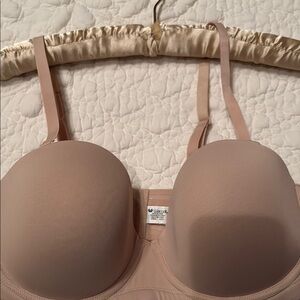Nude Strapless Bra